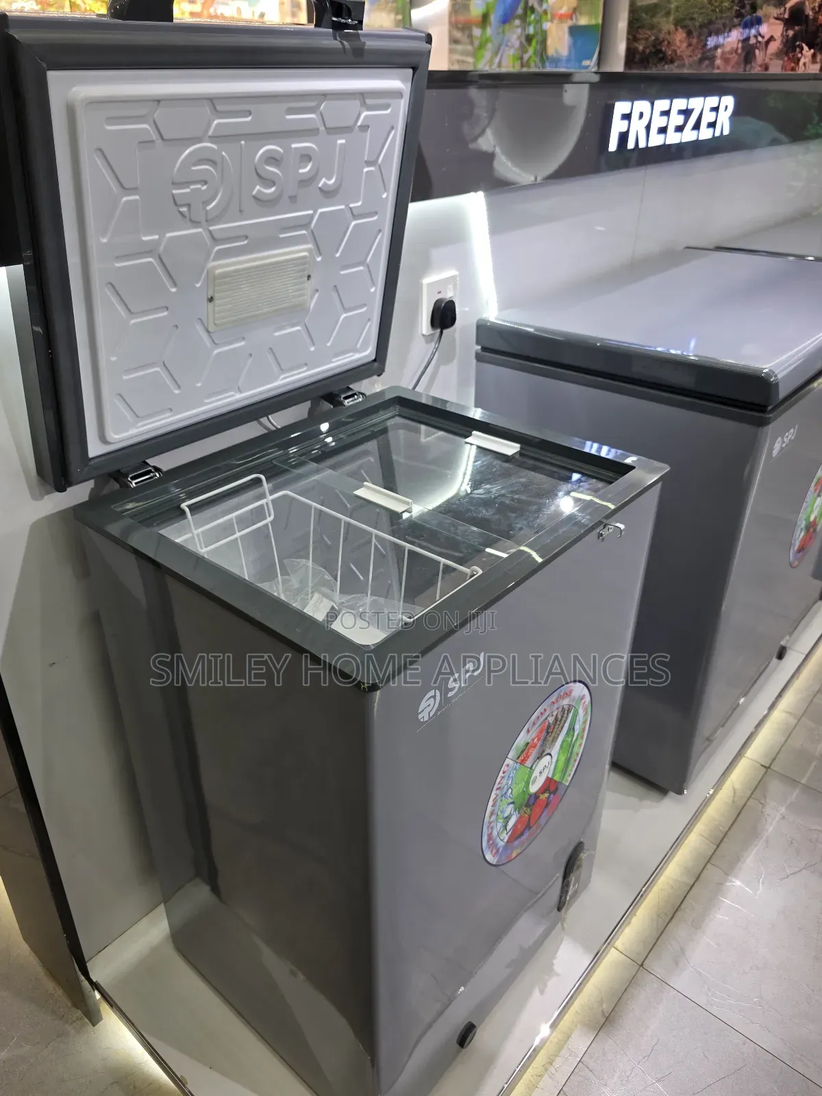 130ltrs SPJ Commercial Chest Freezer at a Discount Price