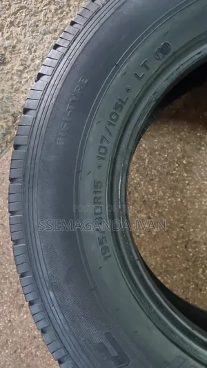 195/80r15 Dunlop Made in Japan Foreign Used