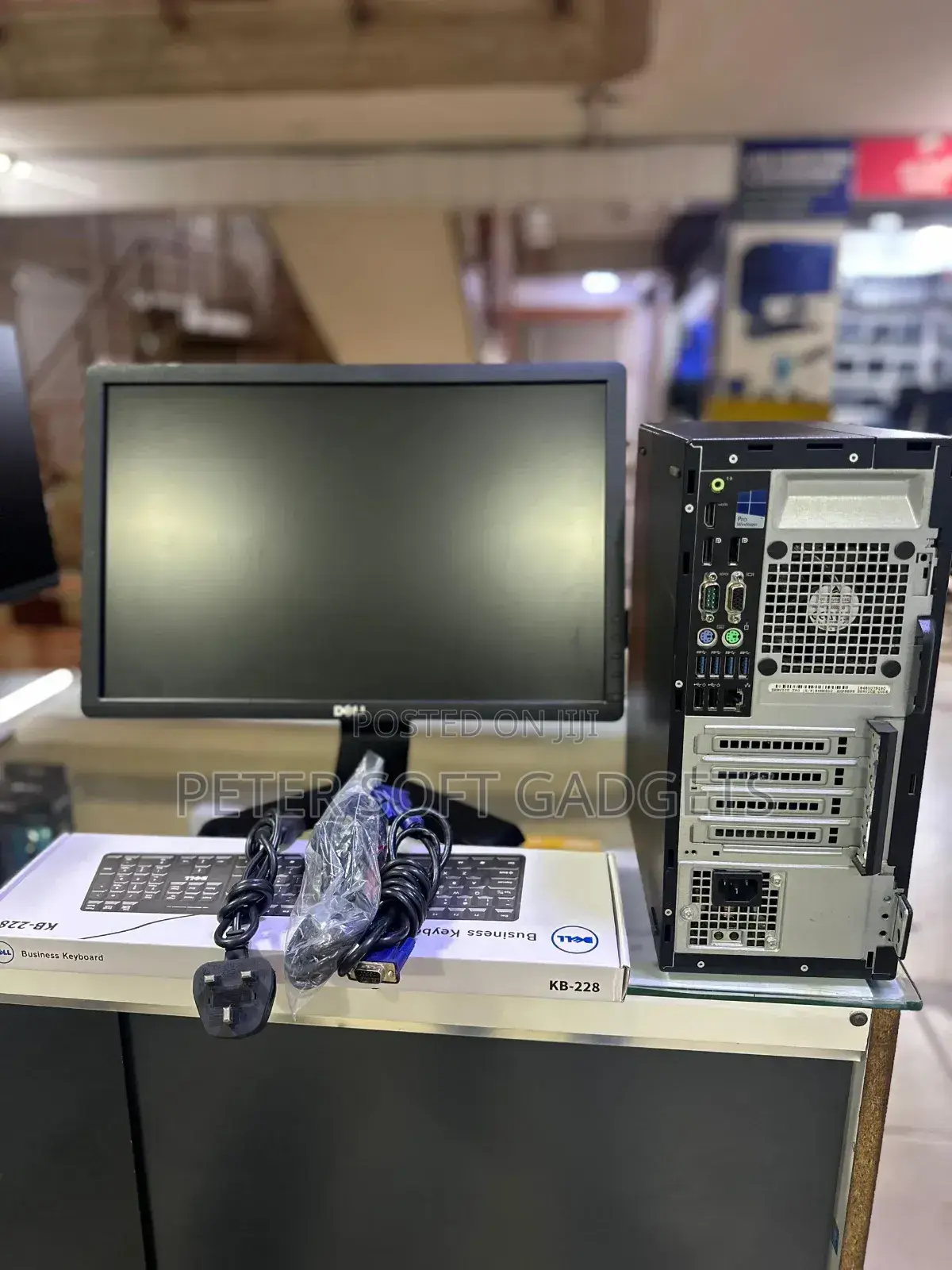 Desktop Computer Dell OptiPlex 7040 8GB Intel Core I5 HDD 500GB