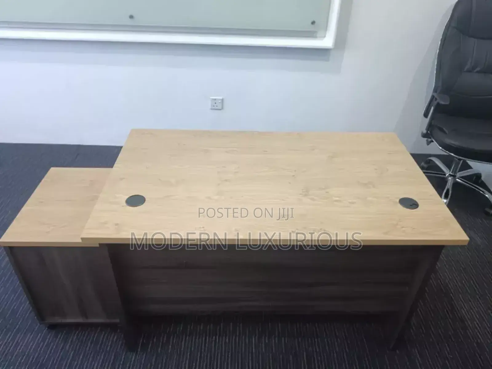 The Brown/ Office Table/ Has/ Started a Rock /