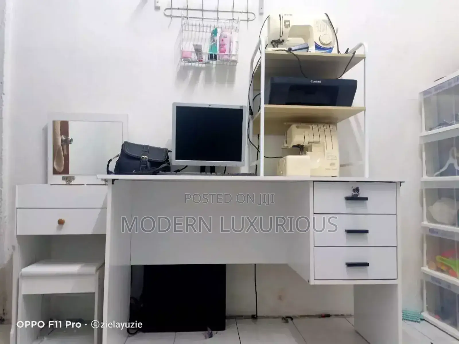 The Brown Office Table/ Has Modern /Good Office Table/