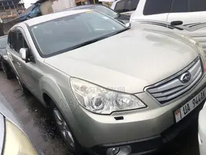 Photo - Subaru Outback 2015 Silver