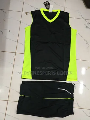 10 Pics of Volley Uniforms of Full Set Selling at 195,000