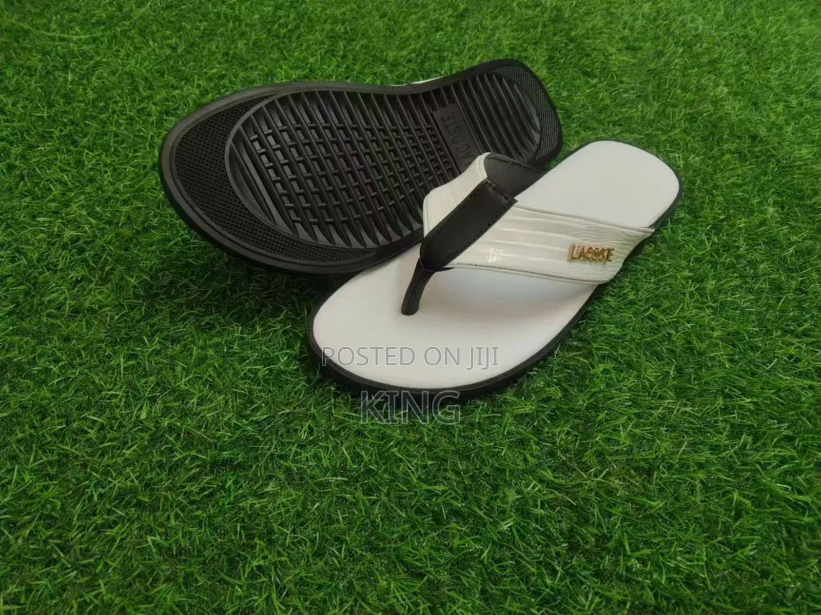 Solid Bossy Sandals