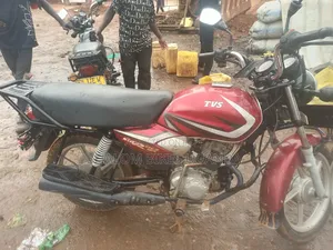 TVS HLX 125 2023 Red
