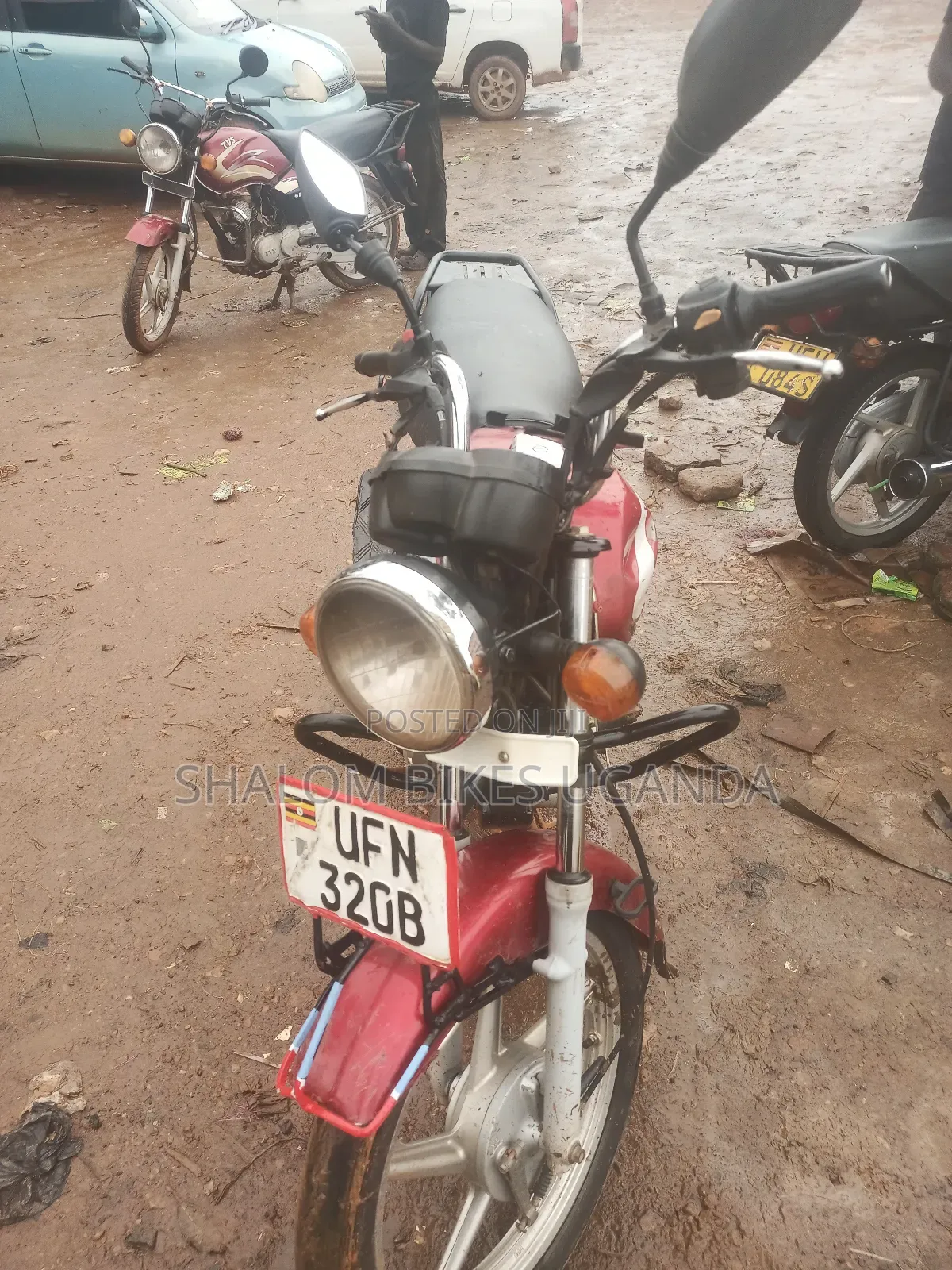 TVS HLX 125 2023 Red