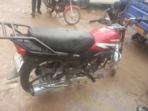 Hero Hunter 125 2022 Red