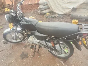 Bajaj Boxer 100 2022 Black