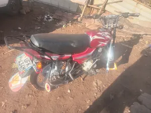 Bajaj CT 110X 2022 Red