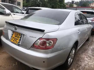 Photo - Toyota Mark X 2007 Silver