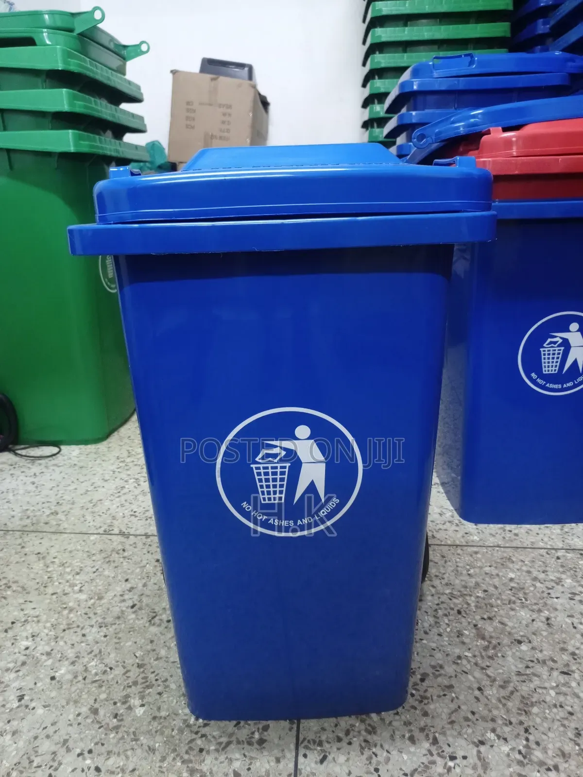 Plastic Dustbin 100l