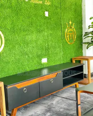 New Design Alert. Slidinggggg Smoothly Tv Stand Black