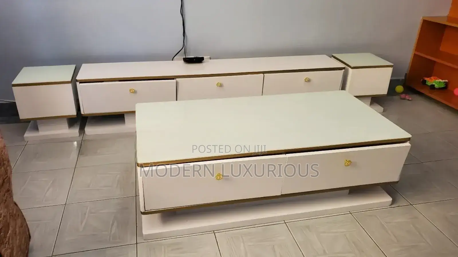 This Set Issa/ Favourite Center/ Table and Tv Stand /