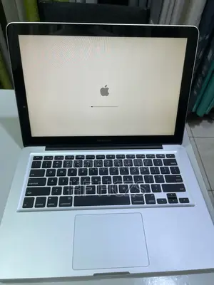 New Laptop Apple MacBook 2012 4GB Intel Core i5 HDD 250GB