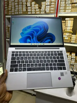 Laptop HP EliteBook 830 G7 8GB Intel Core I7 SSD 512GB