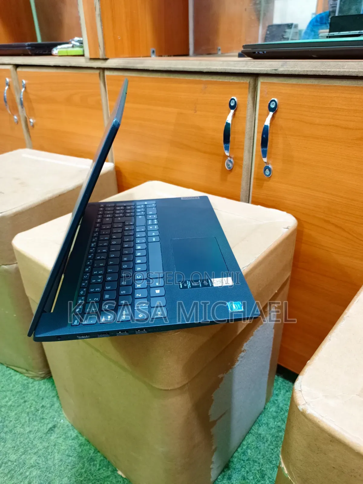 Laptop Lenovo IdeaPad 120S 4GB Intel Celeron HDD 500GB