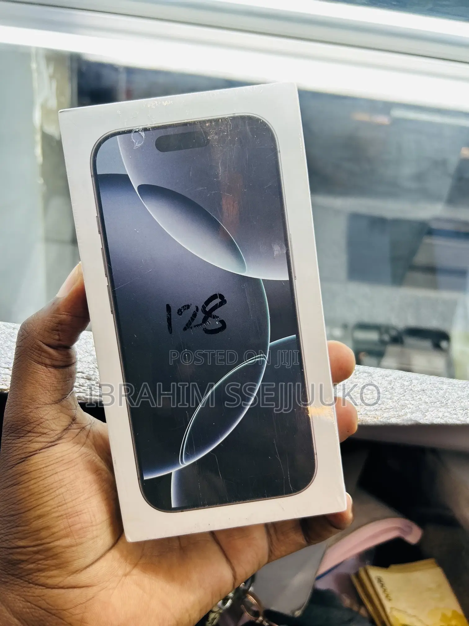 New Apple iPhone 15 Pro 128 GB Black