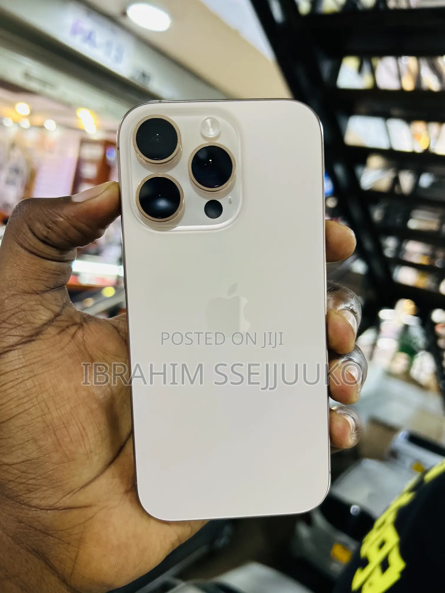Apple iPhone 16 Pro 128 GB Gold