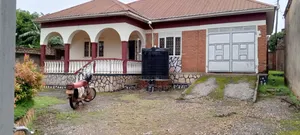 13bdrm Bungalow in Central Division for sale