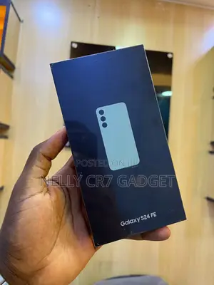 New Samsung Galaxy S24 FE 256 GB Green