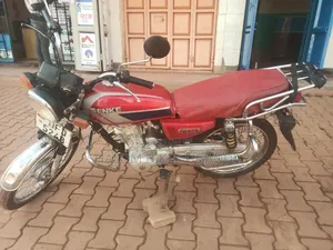 Senke SK125-7A 2022 Red