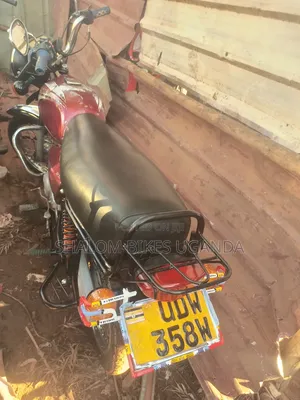 Bajaj Boxer 100 2016 Red