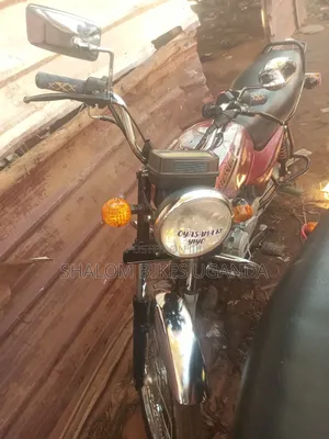 Bajaj Boxer 100 2016 Red