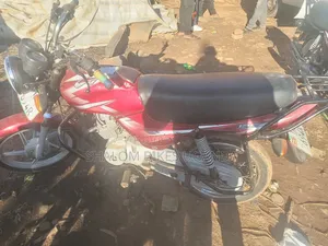 Bajaj CT 110X 2022 Red