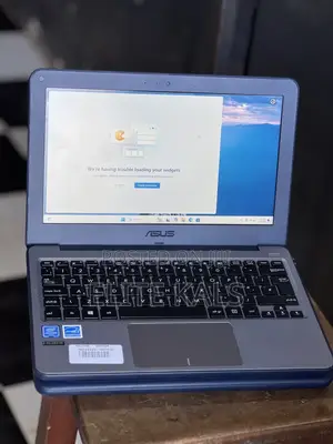 Laptop Asus VivoBook W202 4GB Intel Celeron SSD 60GB