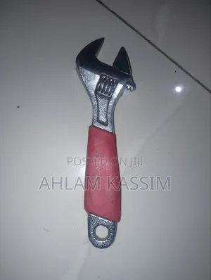 Adjustable Snap-on Wrench Tool