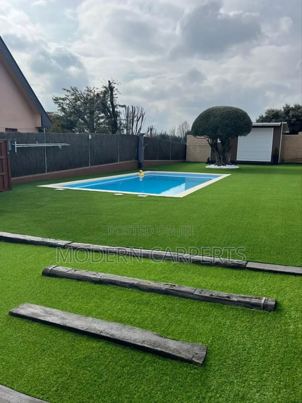 Swimming Pool Artificial Turf