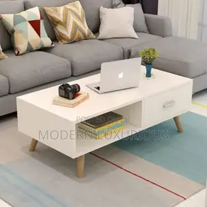 I'm Obsessed With My New White and Black Center Table