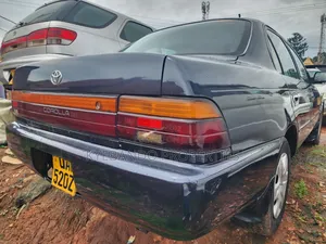 Toyota Corolla Sedan Automatic 1996 Gray