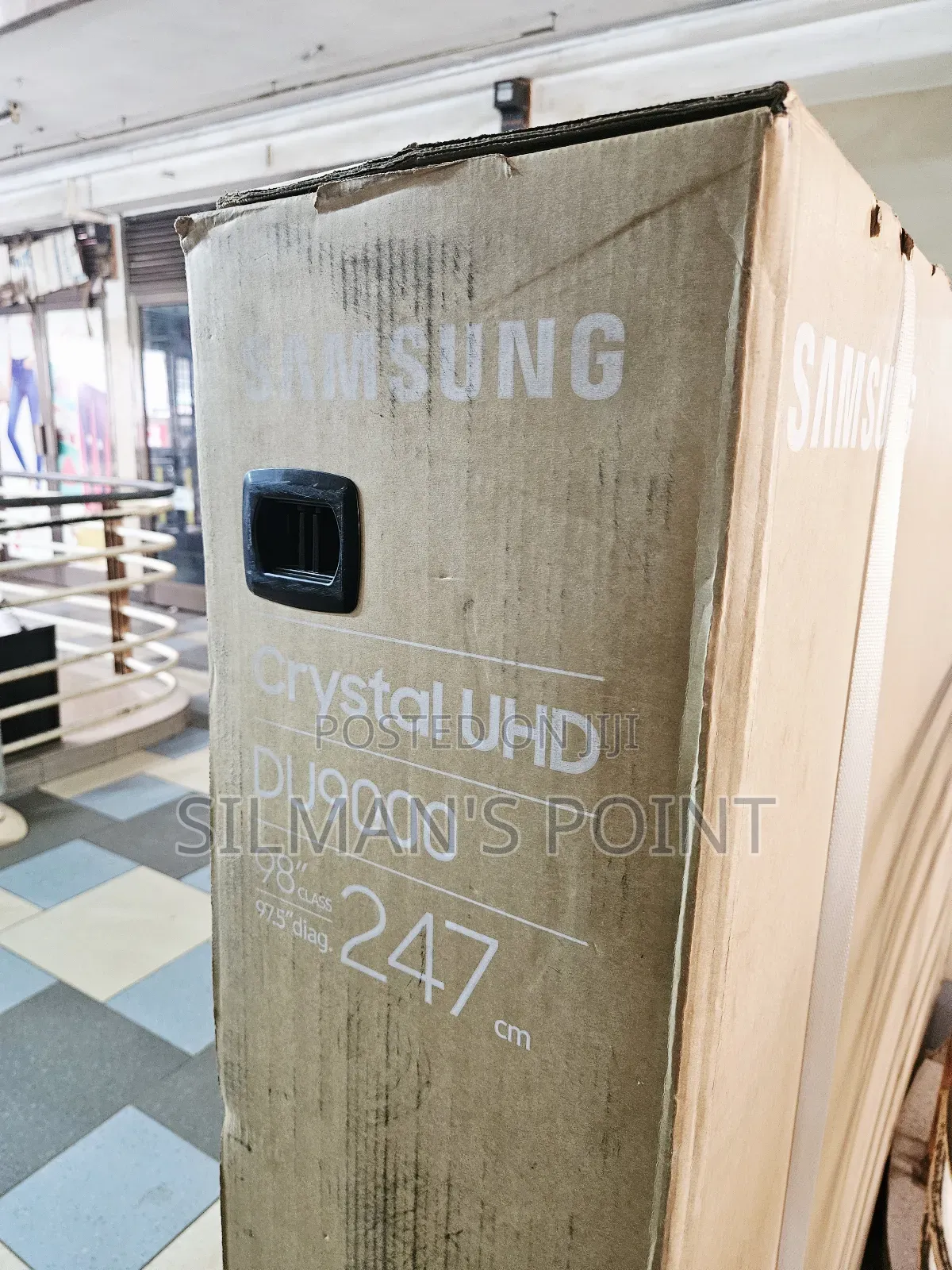 High End Samsung 98" Du9000 Crystal Uhd Smart Tv