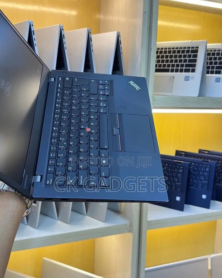 New Laptop Lenovo ThinkPad T470s 16GB Intel Core I5 SSD 512GB