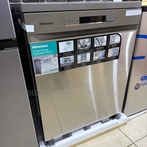 Hisense 3-in-1 \\ 15 Place Setting Dish Washer \\ Hs623e90g