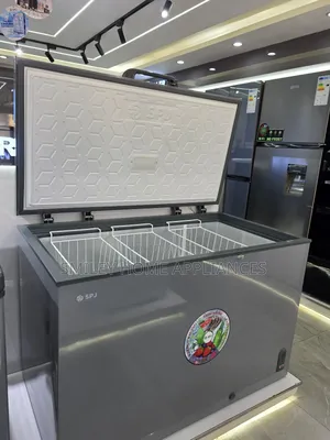 400ltrs SPJ Commercial Chest Freezer at a Great 40% Discount
