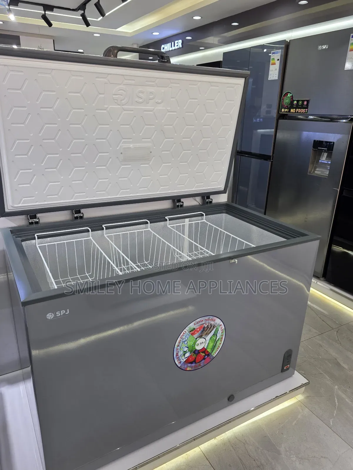 40% Discount on SPJ Commercial Chest Freezer 400ltrs