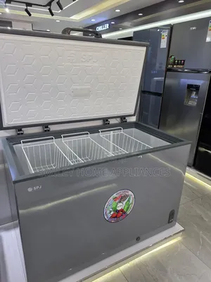 40% Discount on SPJ Commercial Chest Freezer 400ltrs