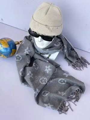 Virtual Louise Vuitton Cashmere Scarf