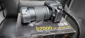 Nikon D7500