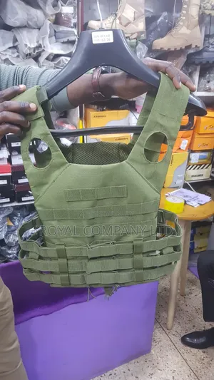 Defender Carrier Plate Vest