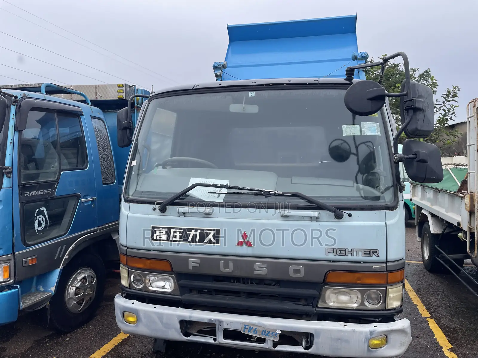 Mitsubishi Fuso Dumper Perfect Tray 1990 Blue
