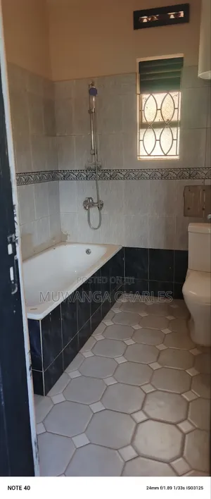 3bdrm Bungalow in Fs Properties Ltd, Nakawa for rent