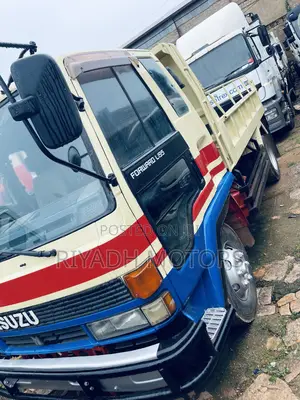 Isuzu Tipper Single Light