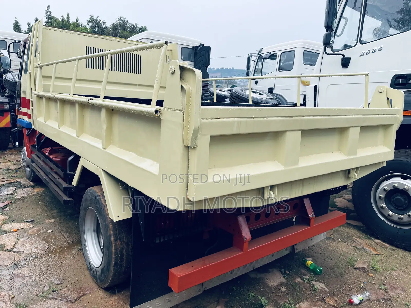 Isuzu Tipper Single Light