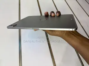 Apple iPad Pro 11 (2022) 128 GB Gray
