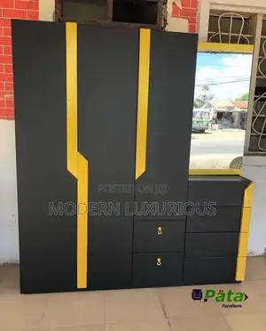 Free Delivery Kwa Dar /Es Salaam Na/ Modern Good Wardrobe/