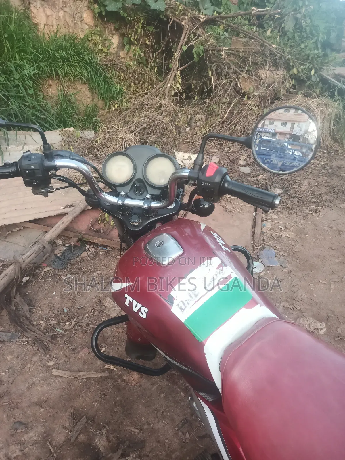 TVS HLX 125 2023 Red