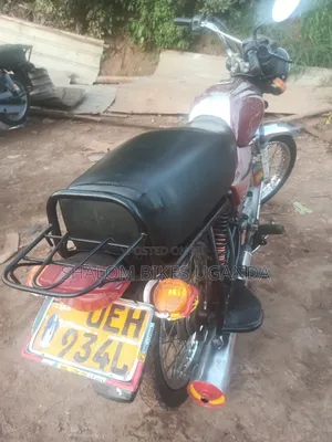 Bajaj Boxer 100 2017 Red